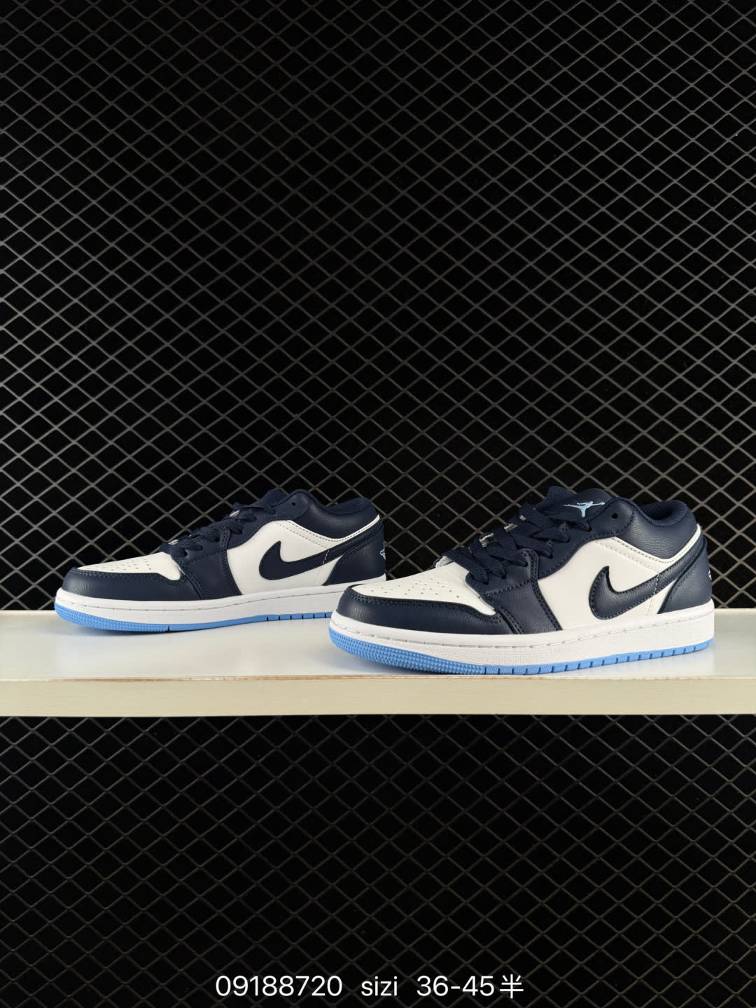 Nike Air Jordan 1 Low-553558-404